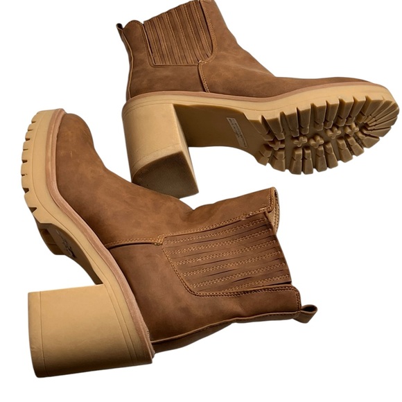 DV by Dolce Vita Jetta Brown Chunky Heel Ankle Boots with Side Zip Women’s 8.5 - Picture 15 of 16